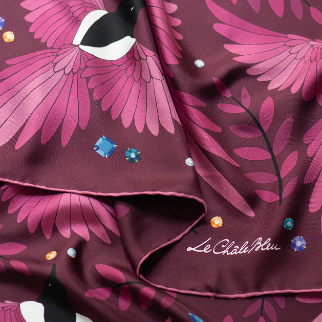 le-chale-bleu-silk-twill-scarf-the-treasure-hunters-burgundy-7