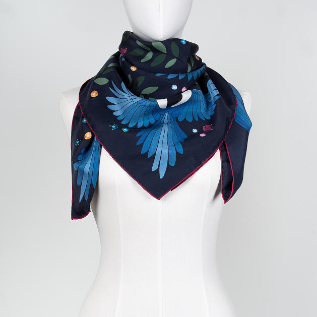 le-chale-bleu-silk-twill-scarf-the-treasure-hunters-midnight-burgundy-4